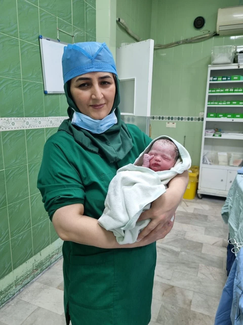 بهترین جراحی لابیاپلاستی با لیزر در رودکی